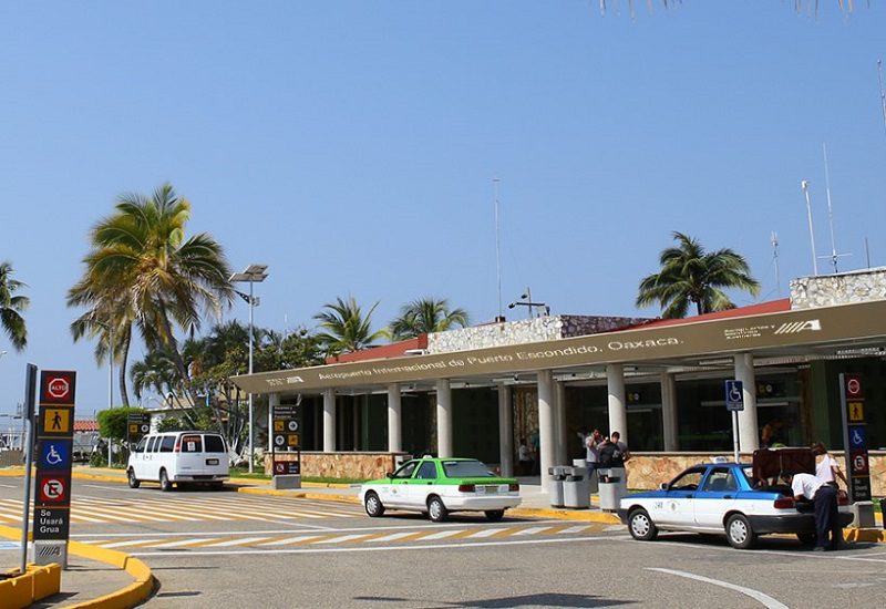 Puerto Escondido Airport transfer