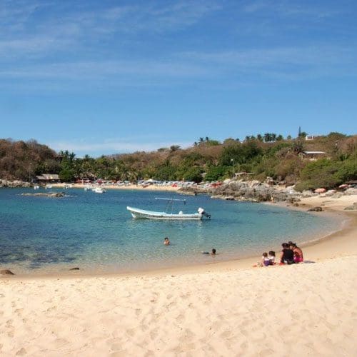 manzanillo-beach manzanillo bay